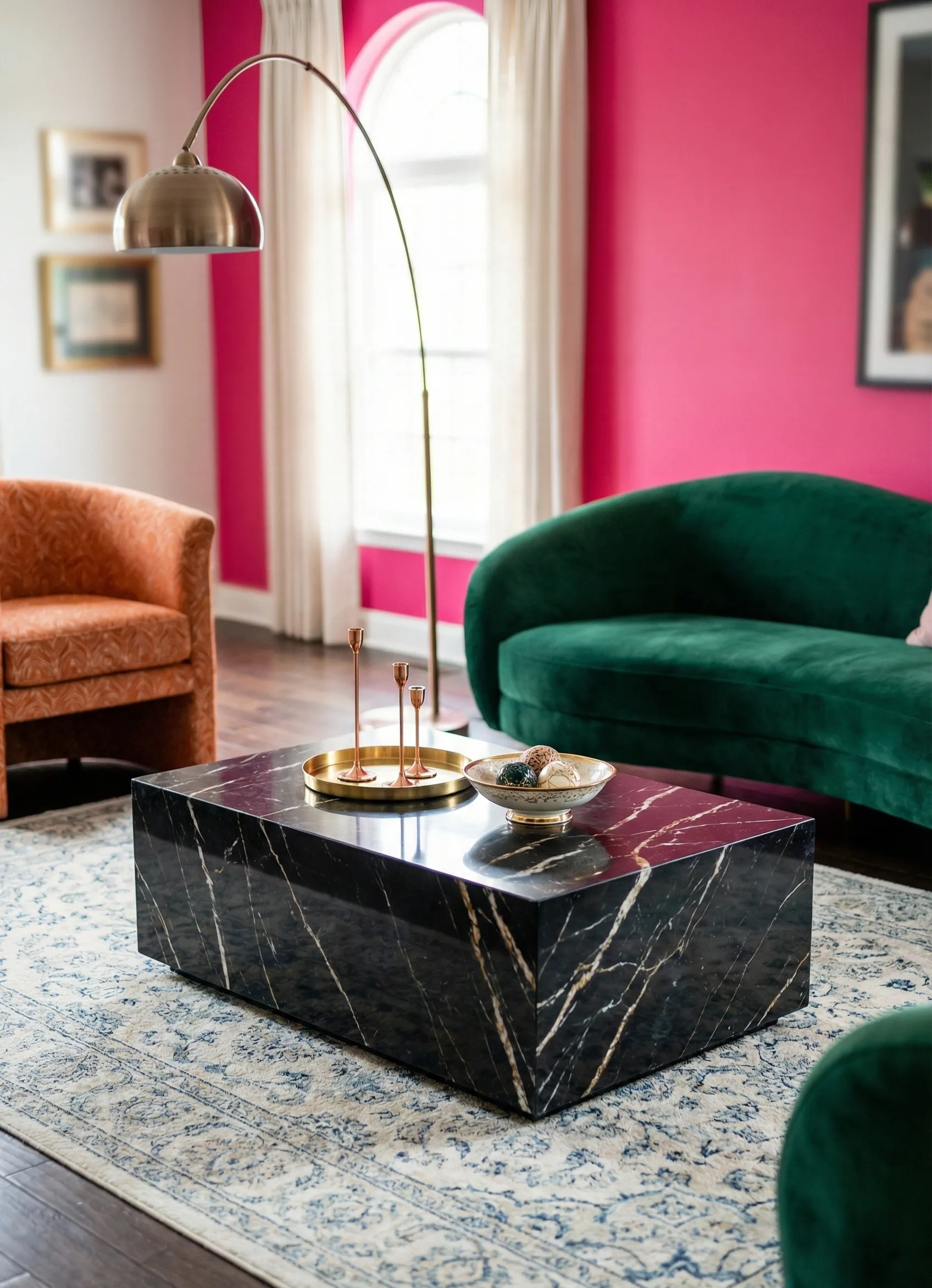 Black Marble Styling With Refined Metallic Accents